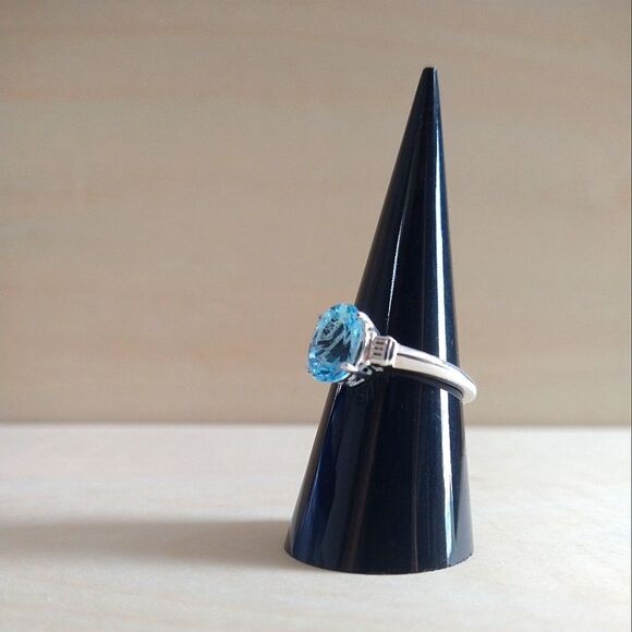 Sky Blue Topaz Solitaire Ring - Picture 1 of 12